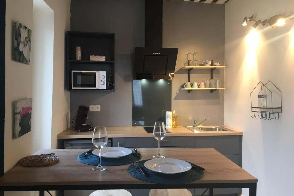 Studio De Charme Le Clos De L'Etang + Place De Parking LʼIsle-sur-la-Sorgue Exteriér fotografie